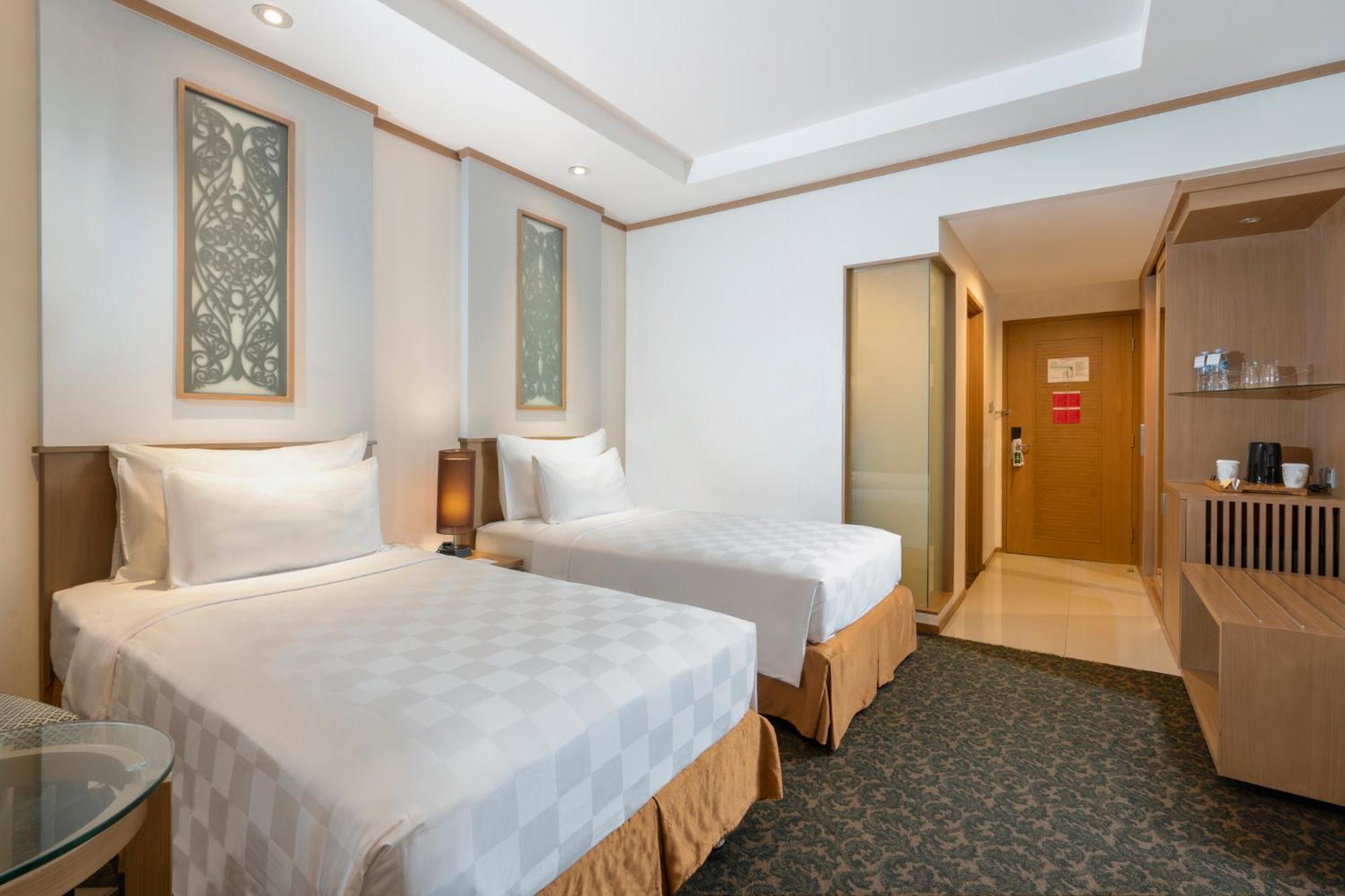 Swiss-Belhotel Danum Palangkaraya Eksteriør billede